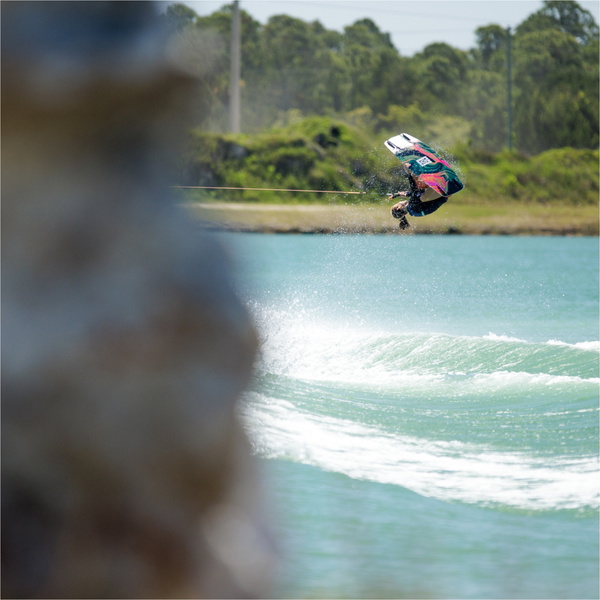 2025 Ronix Rise Wakeboard R25RIS - Granite Swirl